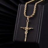 Conjunto Cadenas Lazo + Dijes Cristo Esbelto en Oro laminado 18k Para Pareja