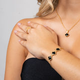 Pulsera Vc Negra en Oro laminado 18k