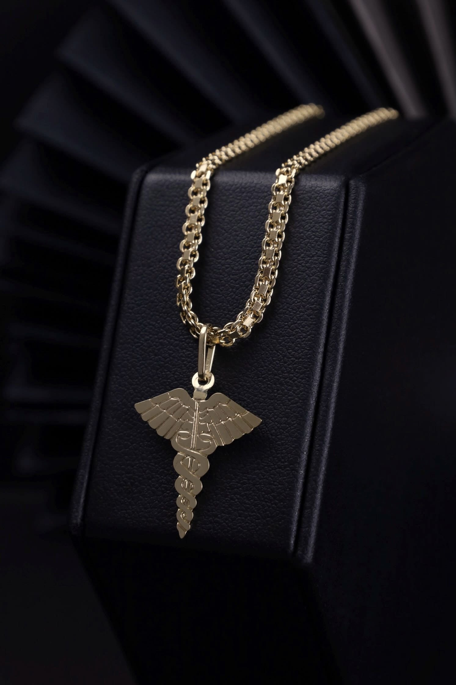 Cadena Bismarck en Oro laminado 18k Para Caballero